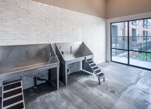 Pet Parlor and Dog Run at Berkshire Pullman, Frisco, 75034